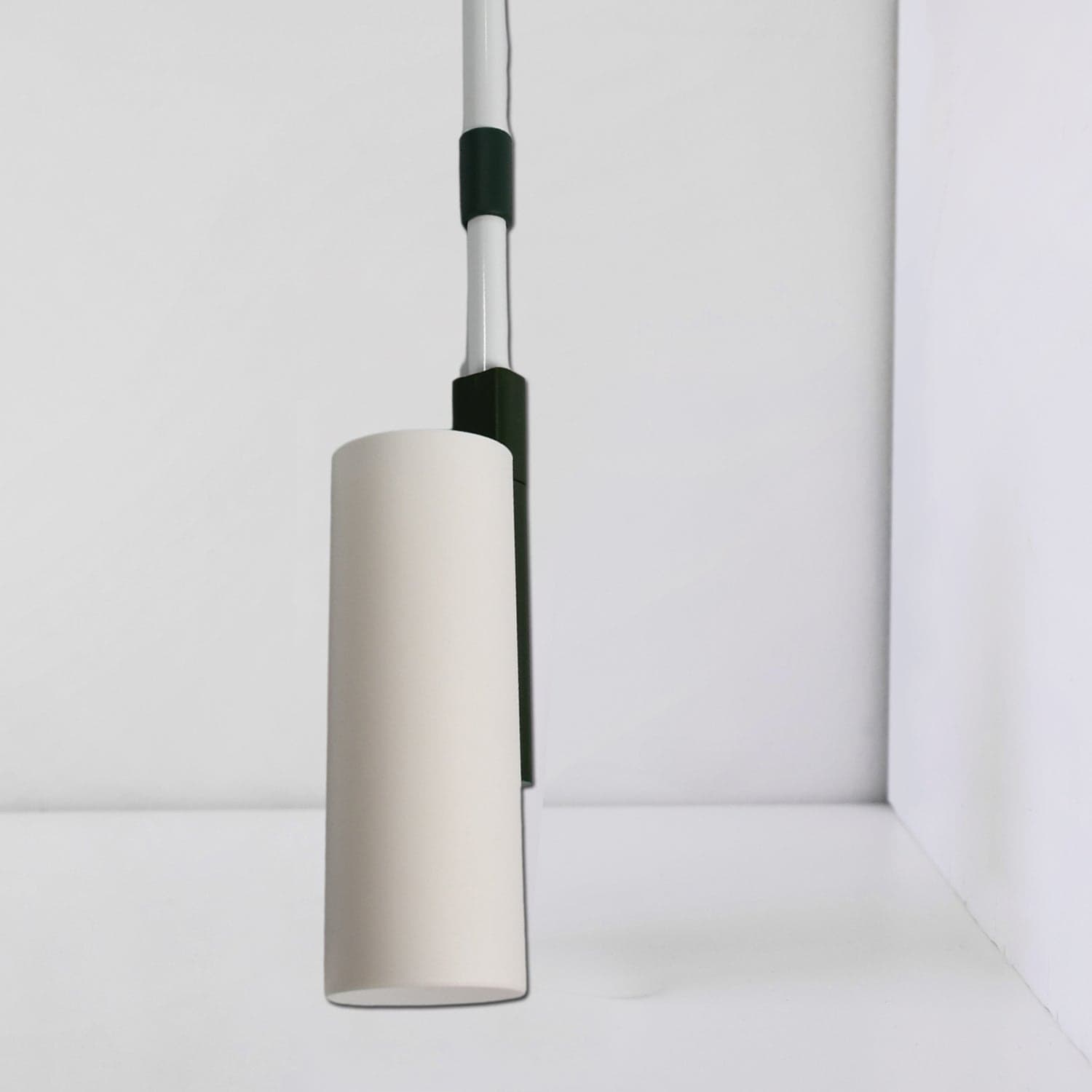 Washable Reusable Lint Roller with Extendable Handle for Carpet, Floor, and Sofa. thumbnail 1