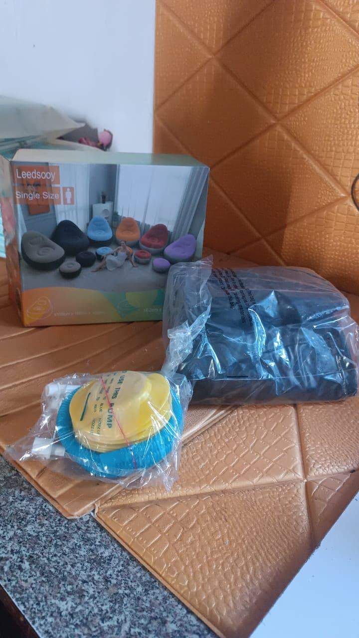 Portable Indoor/Outdoor Air Sofa, couch & Pump thumbnail 10
