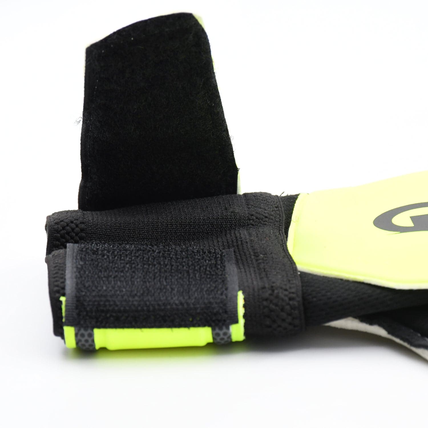 Multi Function Finger Protection Sports Kids Goalkeeper Gloves thumbnail 5