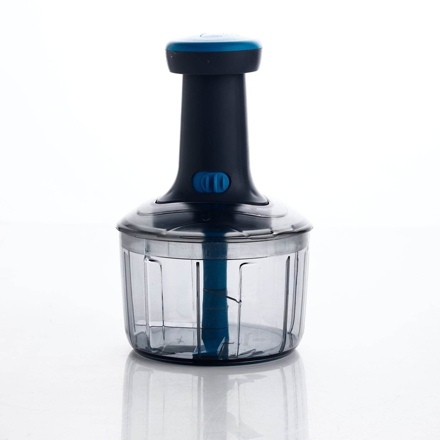 Ganesh Bingo Lock-Unlock Push Chopper (725ML) thumbnail 3