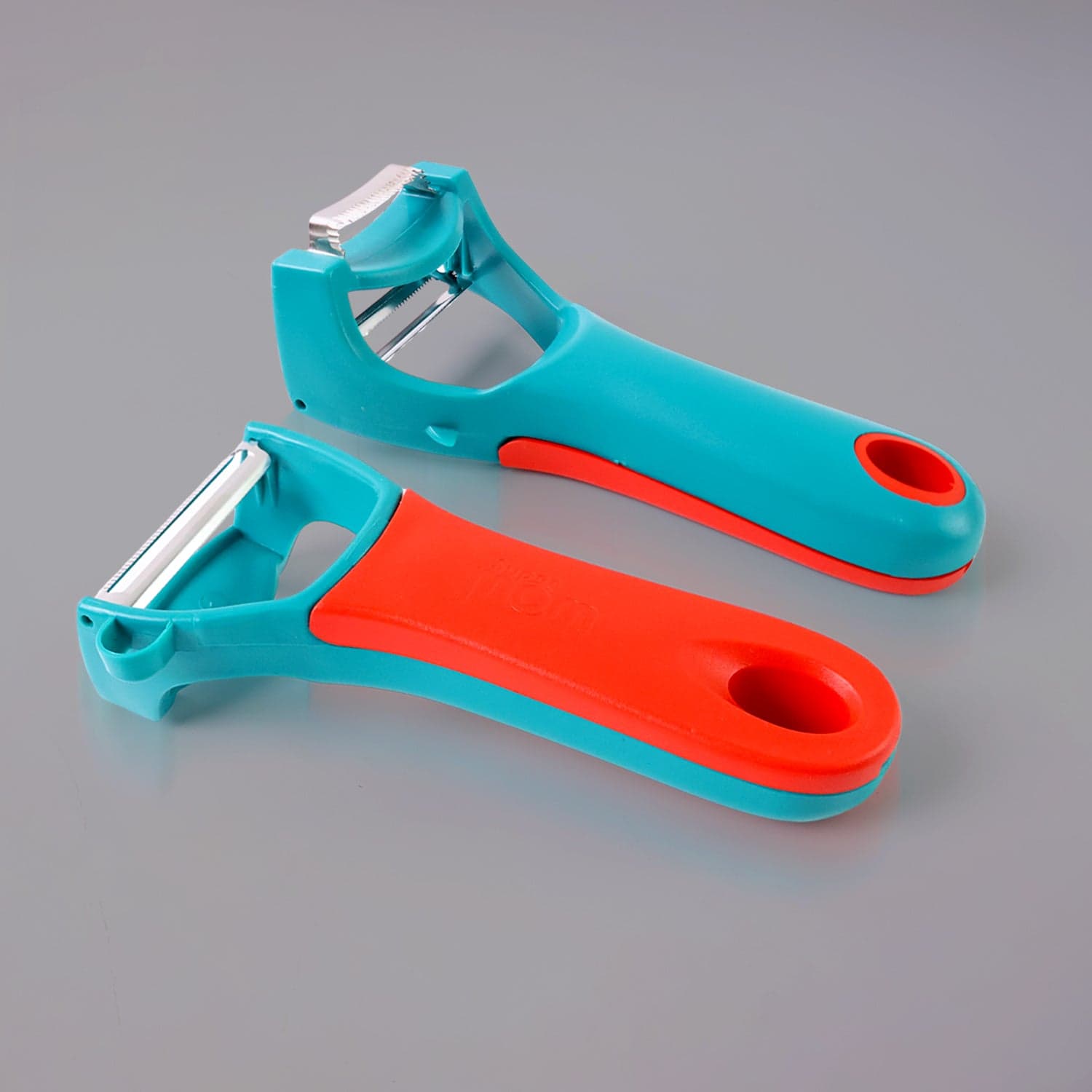 4 In 1 Multi Functional Vegetable Fruit Peeler 1 Pc thumbnail 3