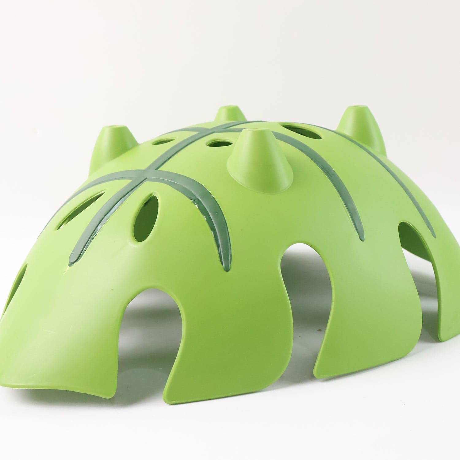 Leaf Shaped Plastic Fruit Basket 1 Pc thumbnail 2