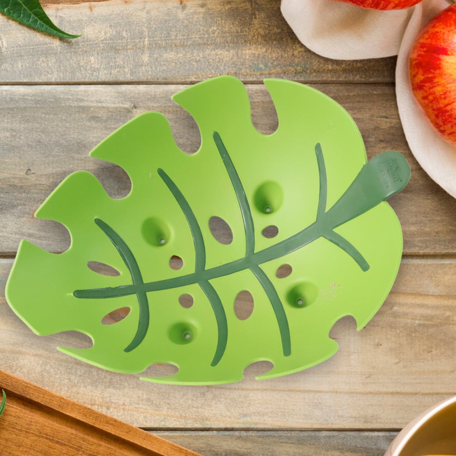 Leaf Shaped Plastic Fruit Basket 1 Pc thumbnail 3