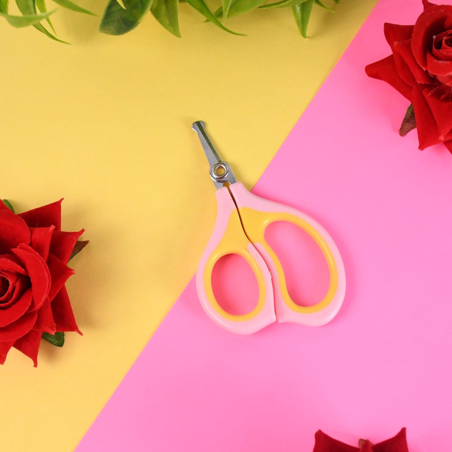 Baby Safety Nail Cutter Scissors for Safe Nail Clipping (1 Pc / Mix Color) thumbnail 1