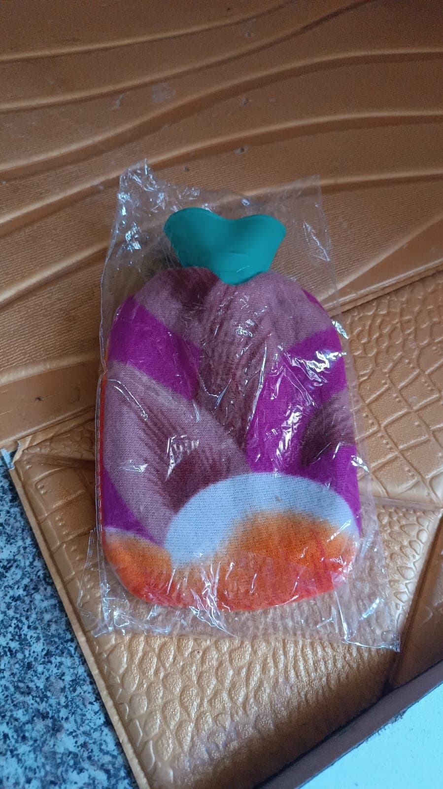 Hot Water Bottle Bag With Cover (1 Pc / Mix Design & Color / 250 ML Approx) thumbnail 9
