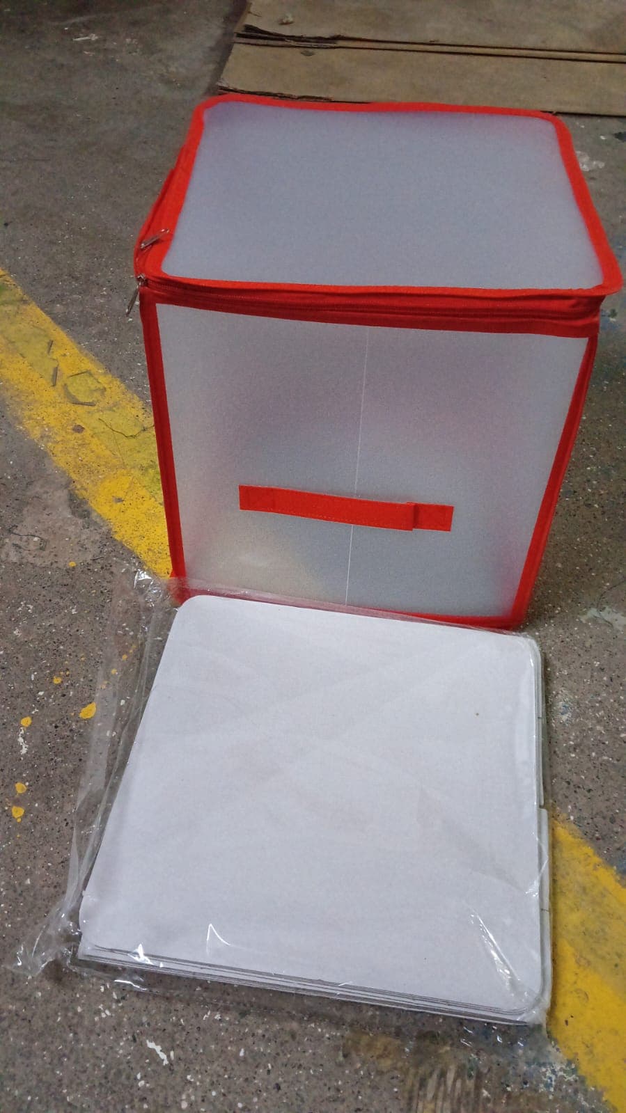 Storage Box Transparent PVC Zipper Sealed Lasting Sock Organizer with Compartment (30—30 CM / Inside Cardboard sheet) thumbnail 7