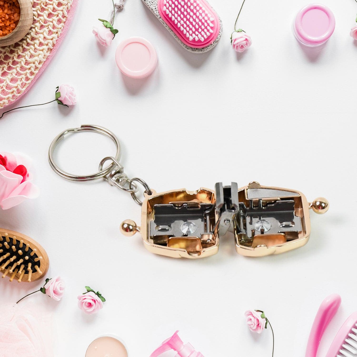 Nail Clipper Keychain With 3D Floating Frame Display Case (1 Set) thumbnail 6