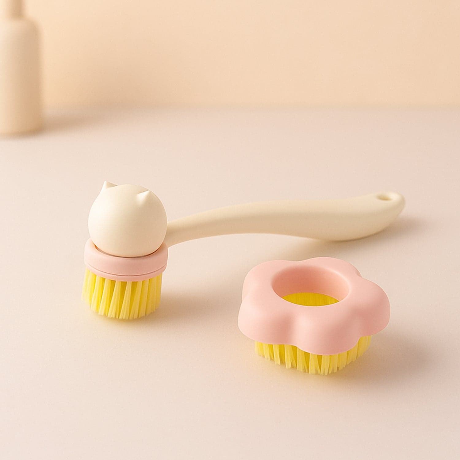 Soft Bristle Bath Brush With Long Handle 1 Pc thumbnail 3