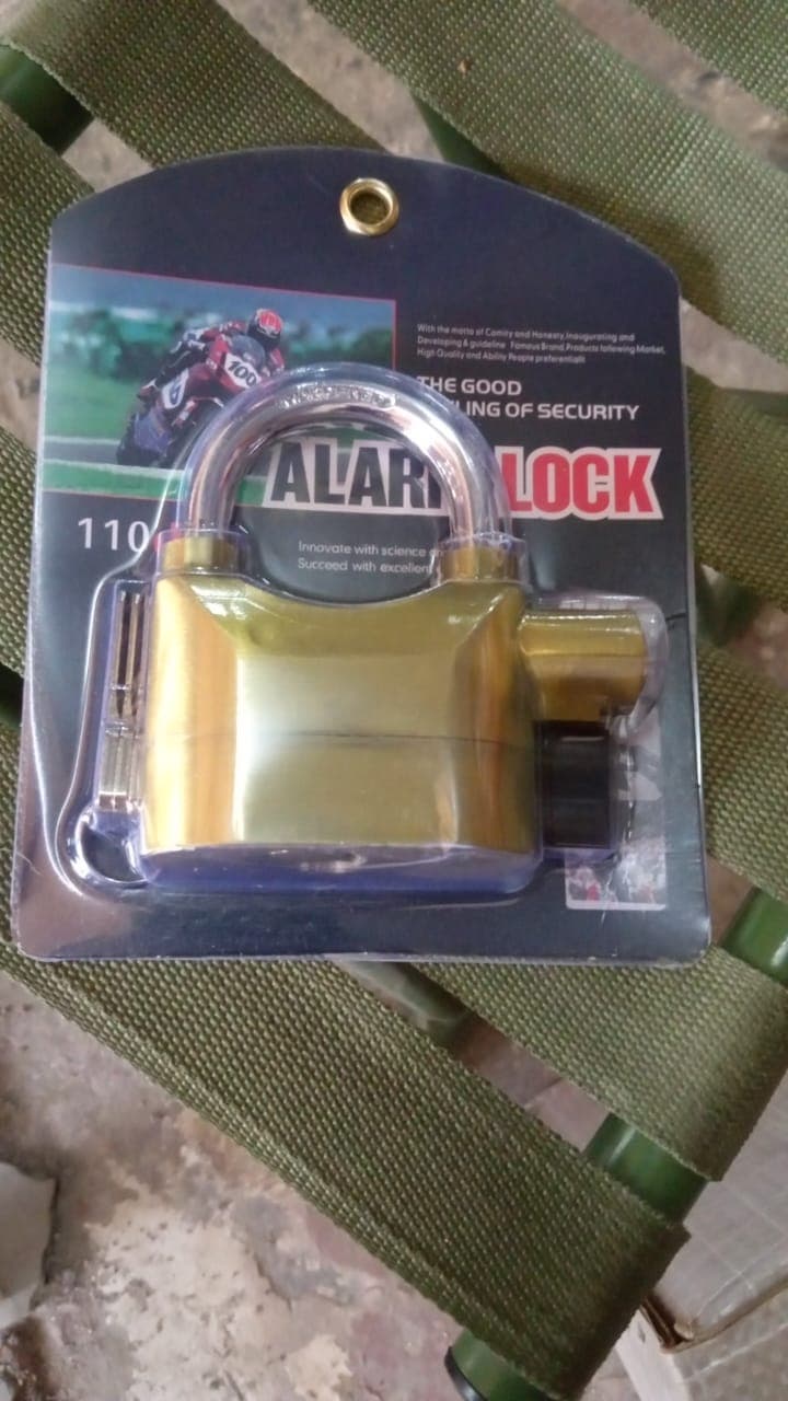 Security Alarm Metallic Lock System with 3 Keys (1 Set / Mix Color) thumbnail 7