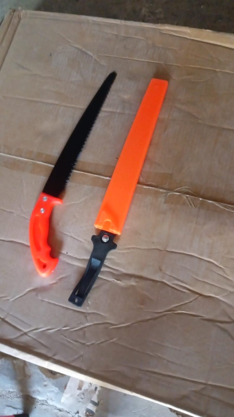 Hand Pruning Saw For Tree Branch Cutter (1 Pc With Cover) thumbnail 7