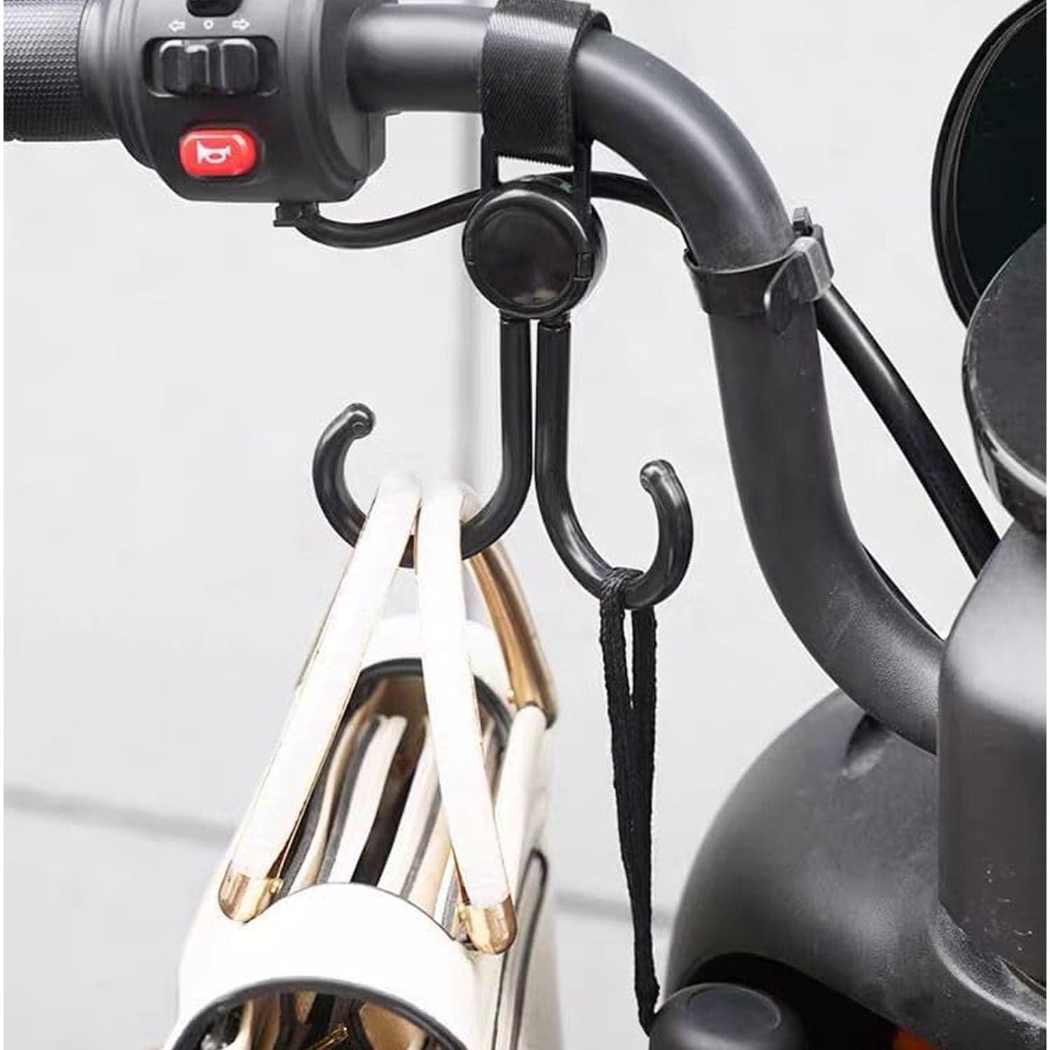 360° Rotating Multi-Purpose Baby Carriage Hook of For Strollers, Cars & More (1 Pc) thumbnail 4