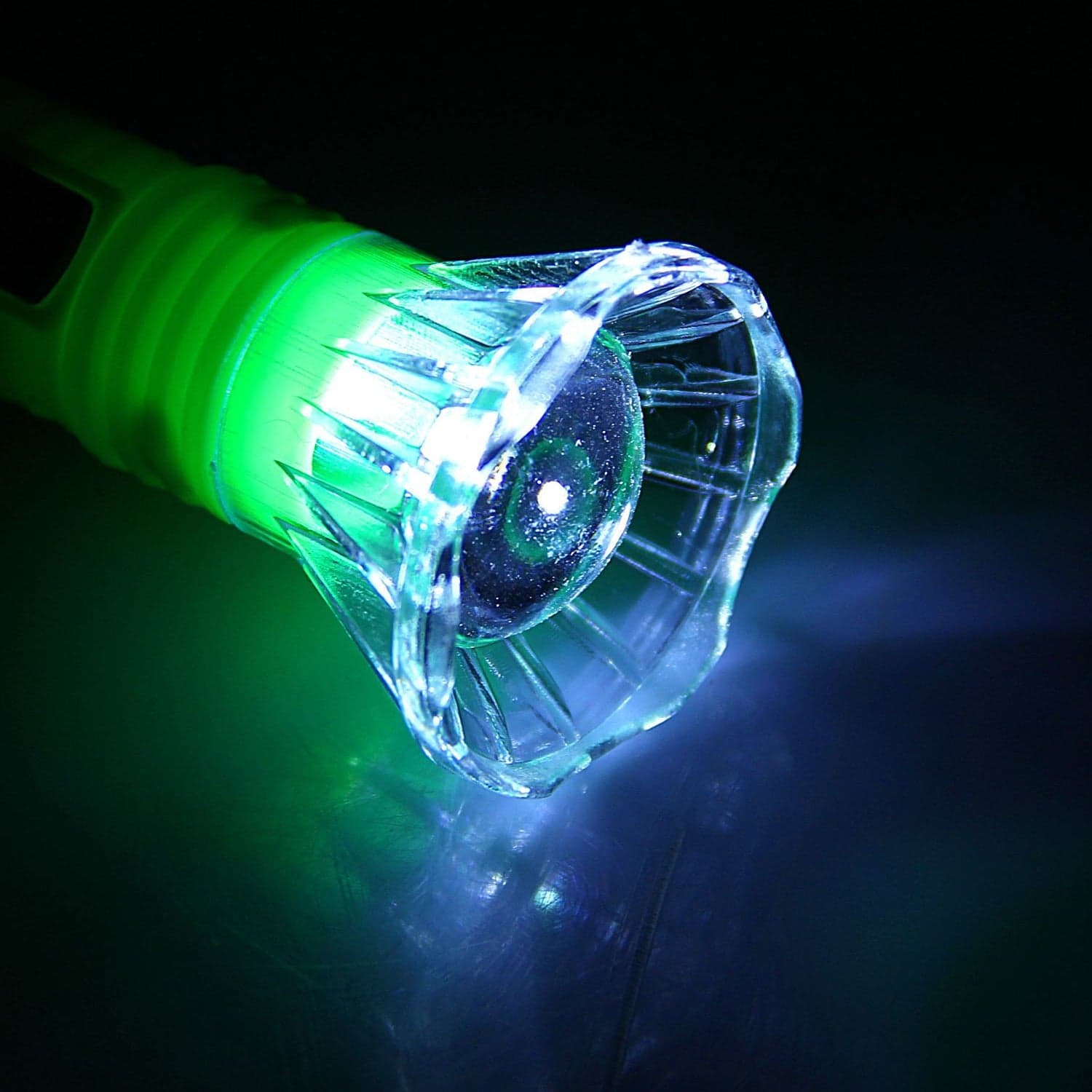 Small Plastic LED Torch of Cute & Handy Pocket Flashlight for Kids (1 Pc) thumbnail 3