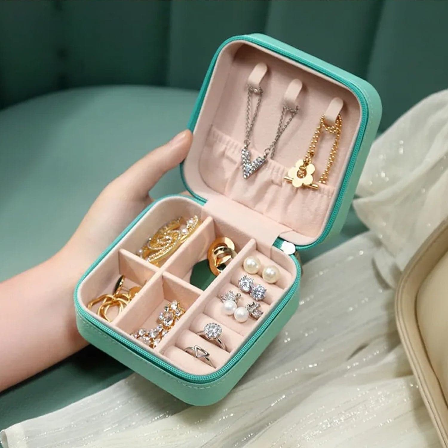 Mini PU Leather jewellery Box for Travel & Storage thumbnail 1
