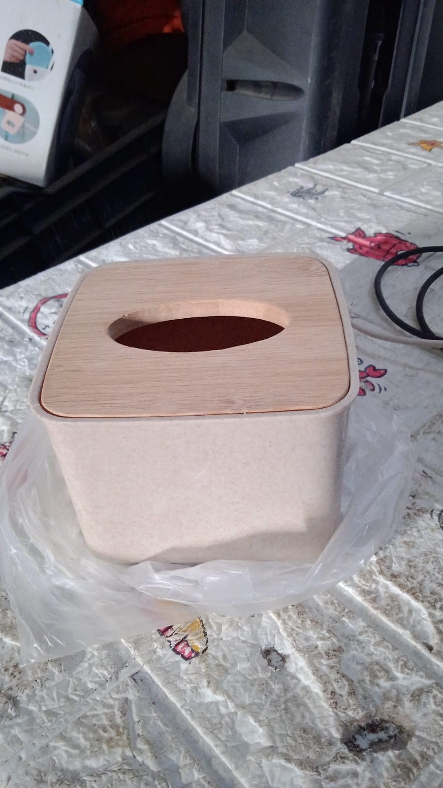 Tissue Box Desktop Stand Bamboo Tissue Cover Box (1 Pc ) thumbnail 8