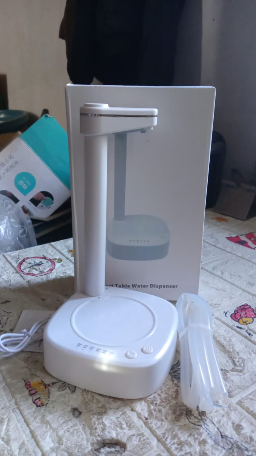 Usb Charging Desktop Water Dispenser Of Smart One Button Operation thumbnail 11