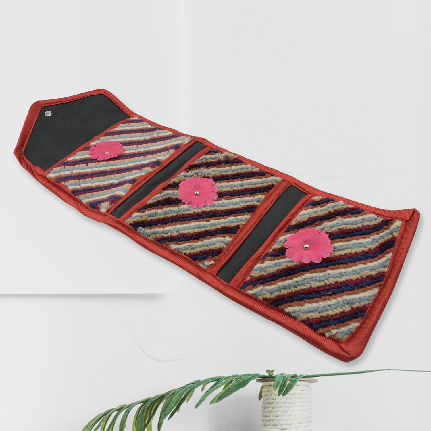 Foldable Hanging Organizer with 3 Pockets - Wall Hanging Letter Holder thumbnail 6