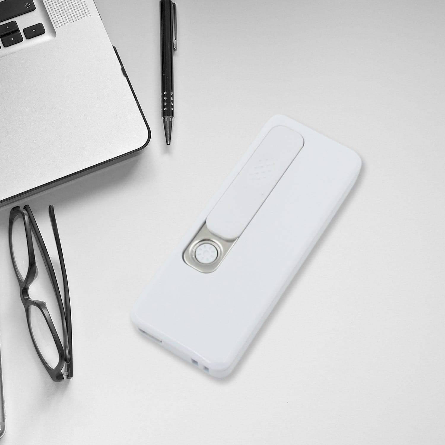 Stylish Electric USB Lighter for Men & Women (Rechargeable, Windproof) thumbnail 4