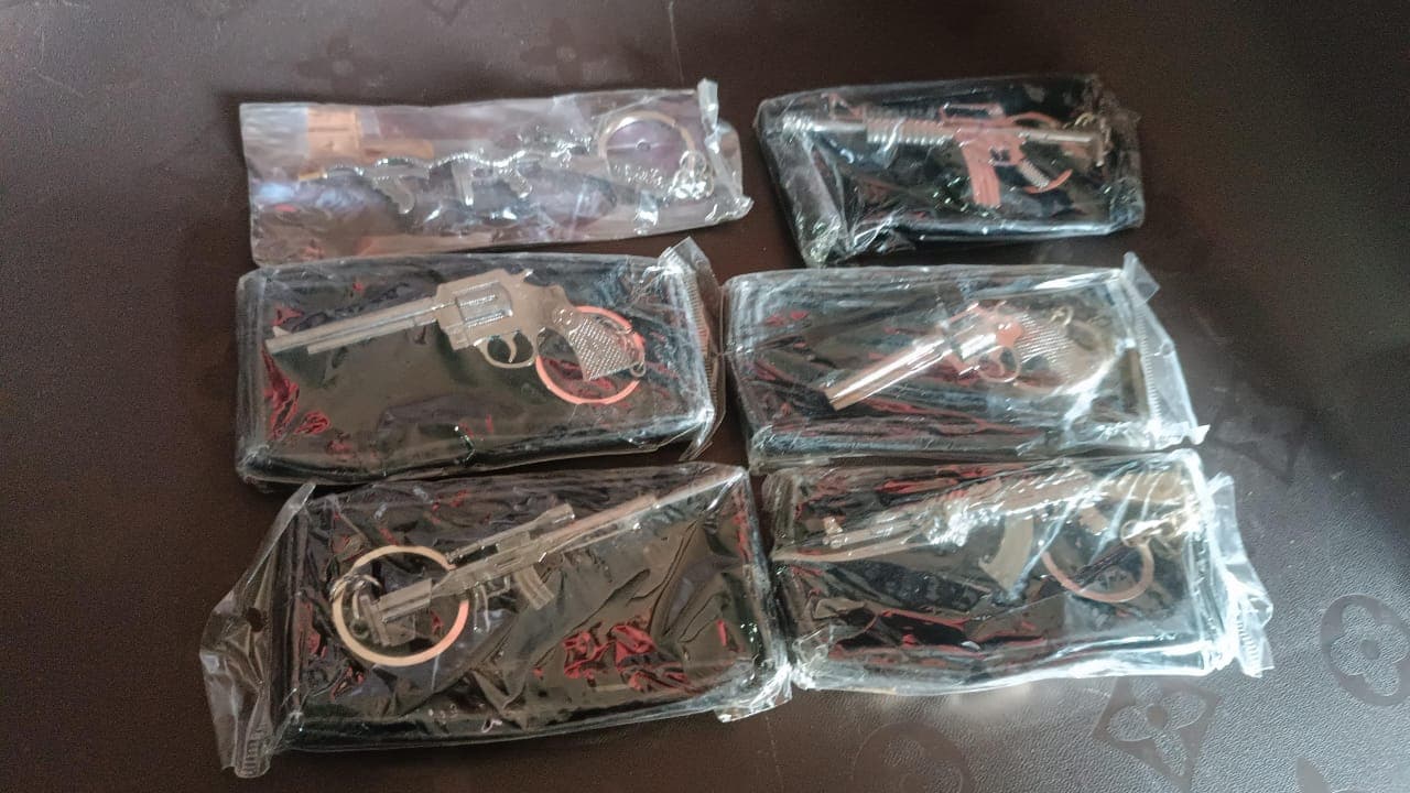 Mix Design Metal Gun Keychain With Case (1 Pc / Mix Design) thumbnail 8
