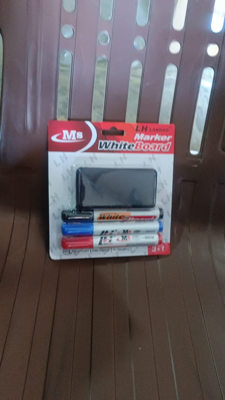 Whiteboard Marker Set (Blue, Black, Red) with Board Duster - Pack of 4 thumbnail 8