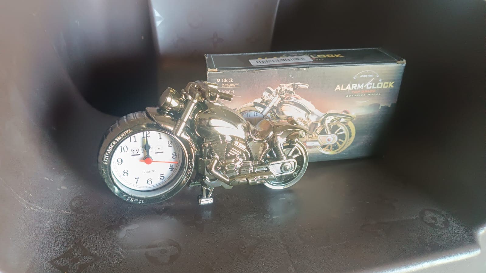 Motorcycle Alarm Clock, Motor Table Clock for Home Decor (1 Pc) thumbnail 7