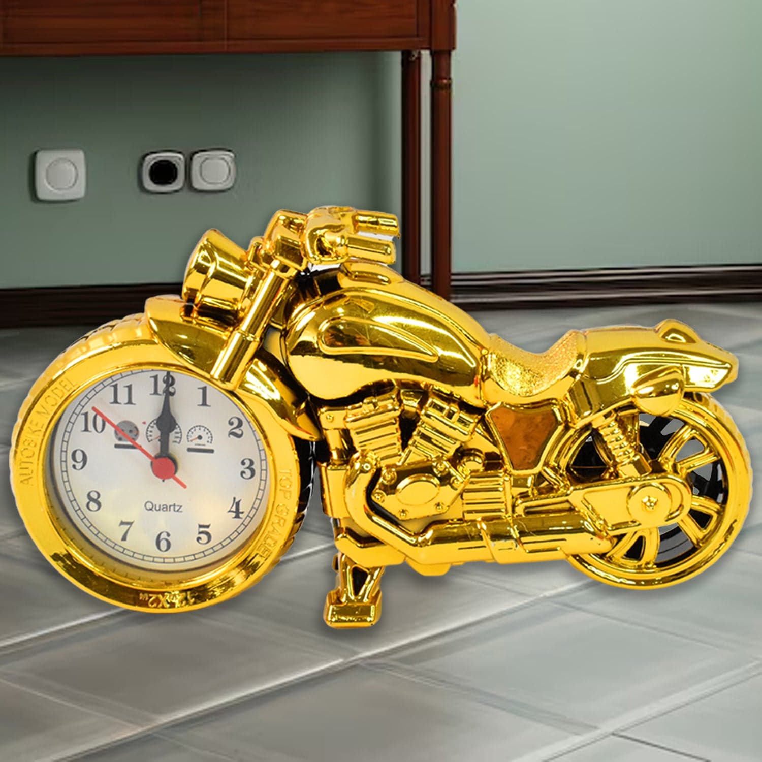 Golden Motorcycle Shape Alarm Clock, Motor Table Clock for Home Decor (1 Pc) thumbnail 3