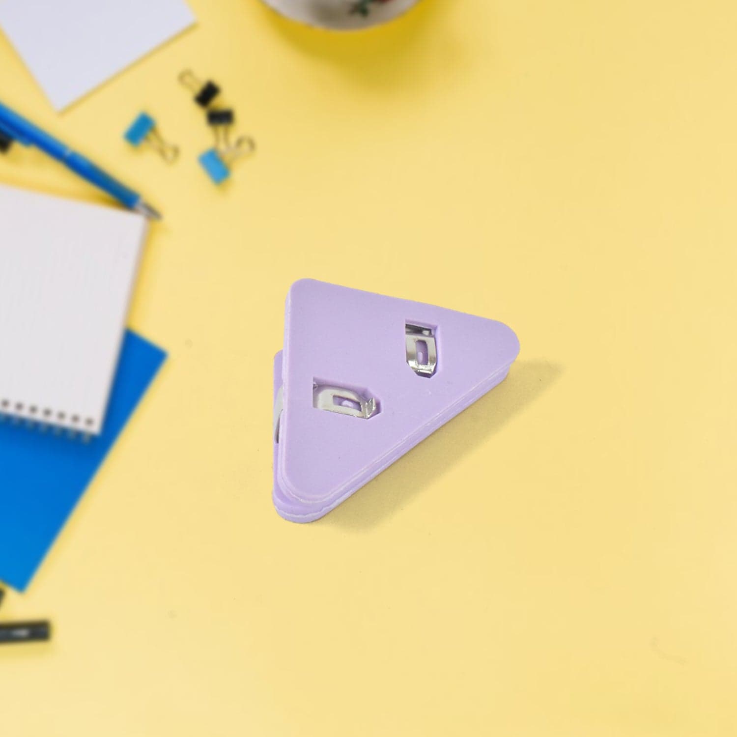 Triangle Paper Clips | Small Corner Clips for Paper, Document Clip (1 pc) thumbnail 6