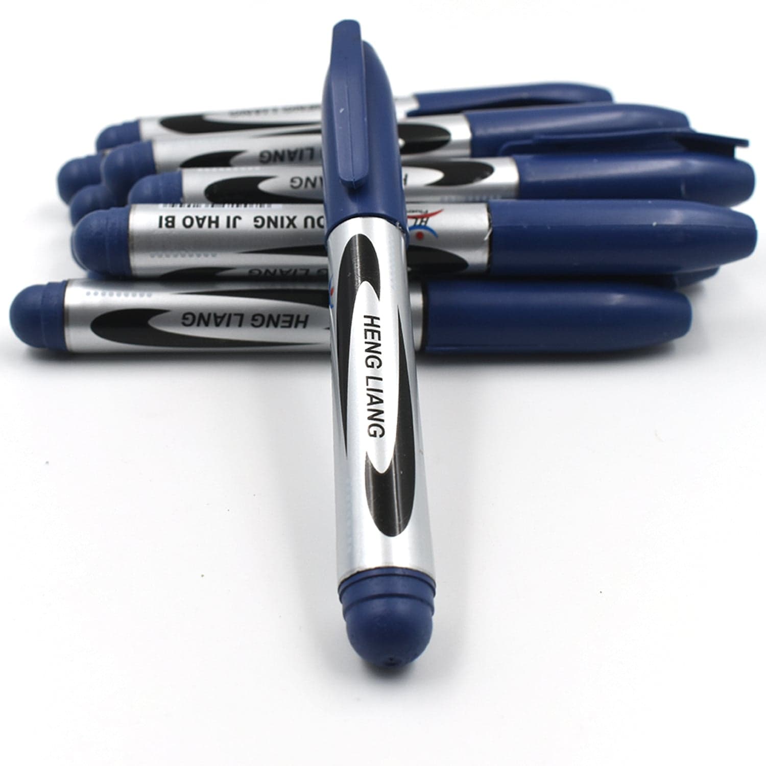 10Pc Permanent Blue Marker and pen used in studies thumbnail 1