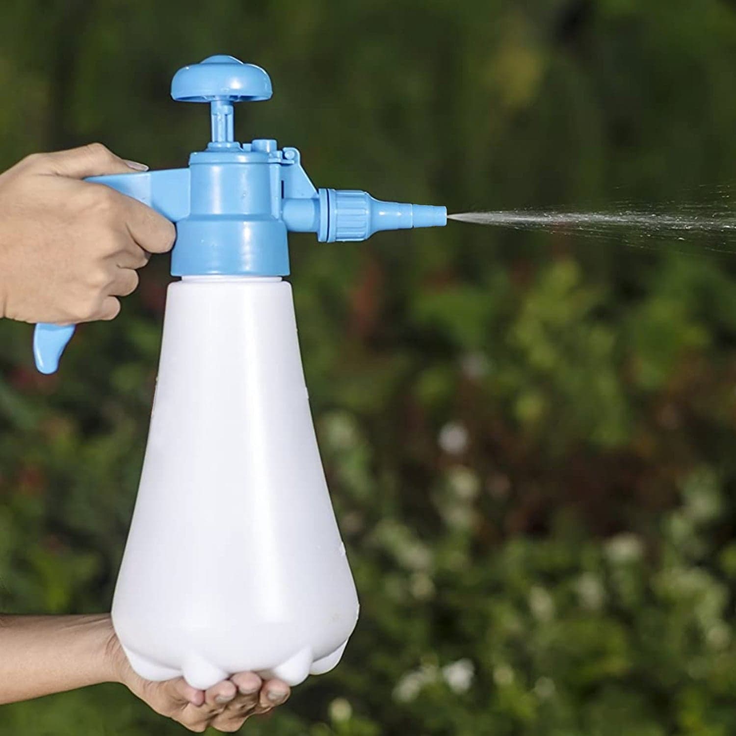 1 litre Garden Sprayer used in all kinds of garden and park for sprinkling and showering purposes. thumbnail 8