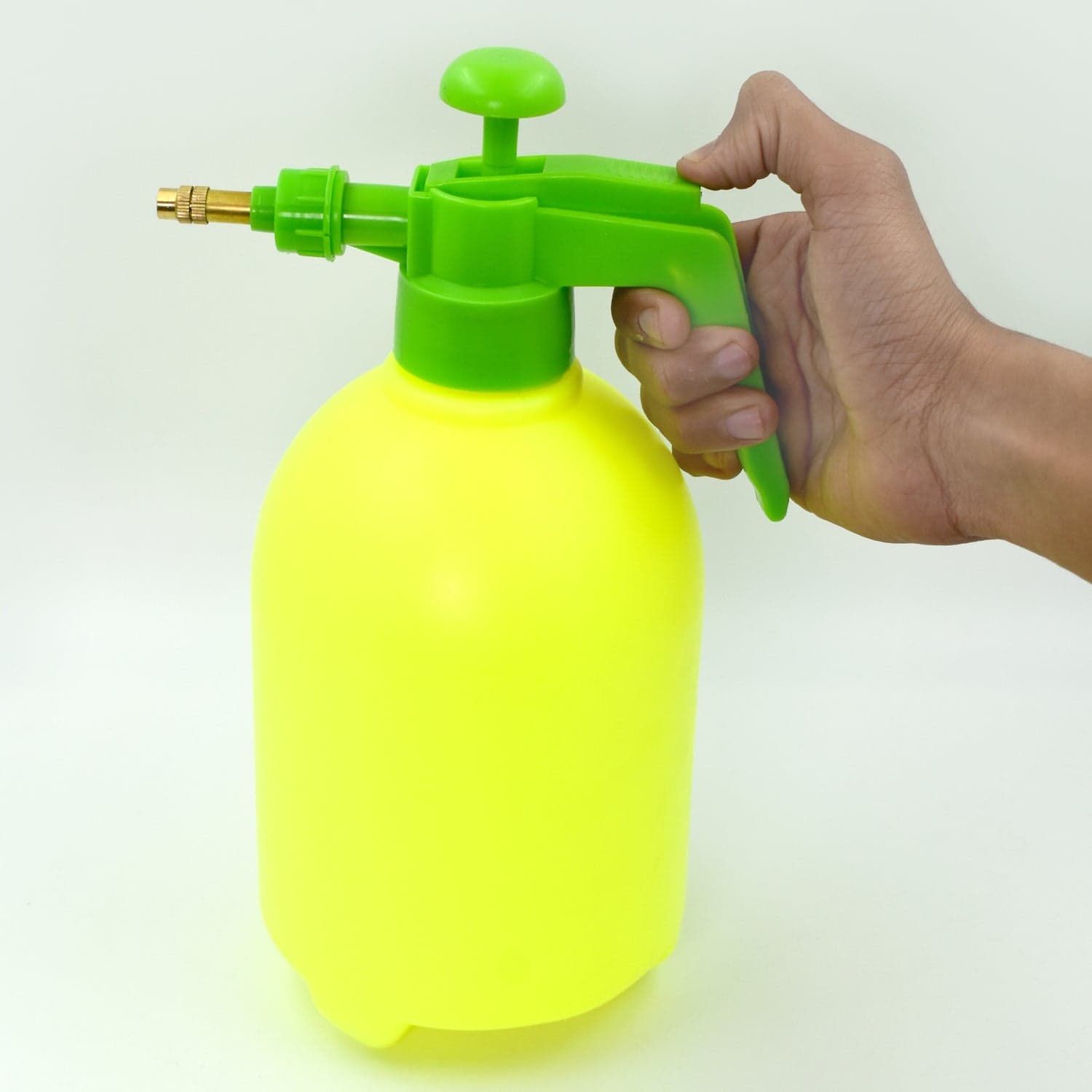 2 L FF Garden Sprayer used in all kinds of garden and park for sprinkling and showering purposes. thumbnail 11