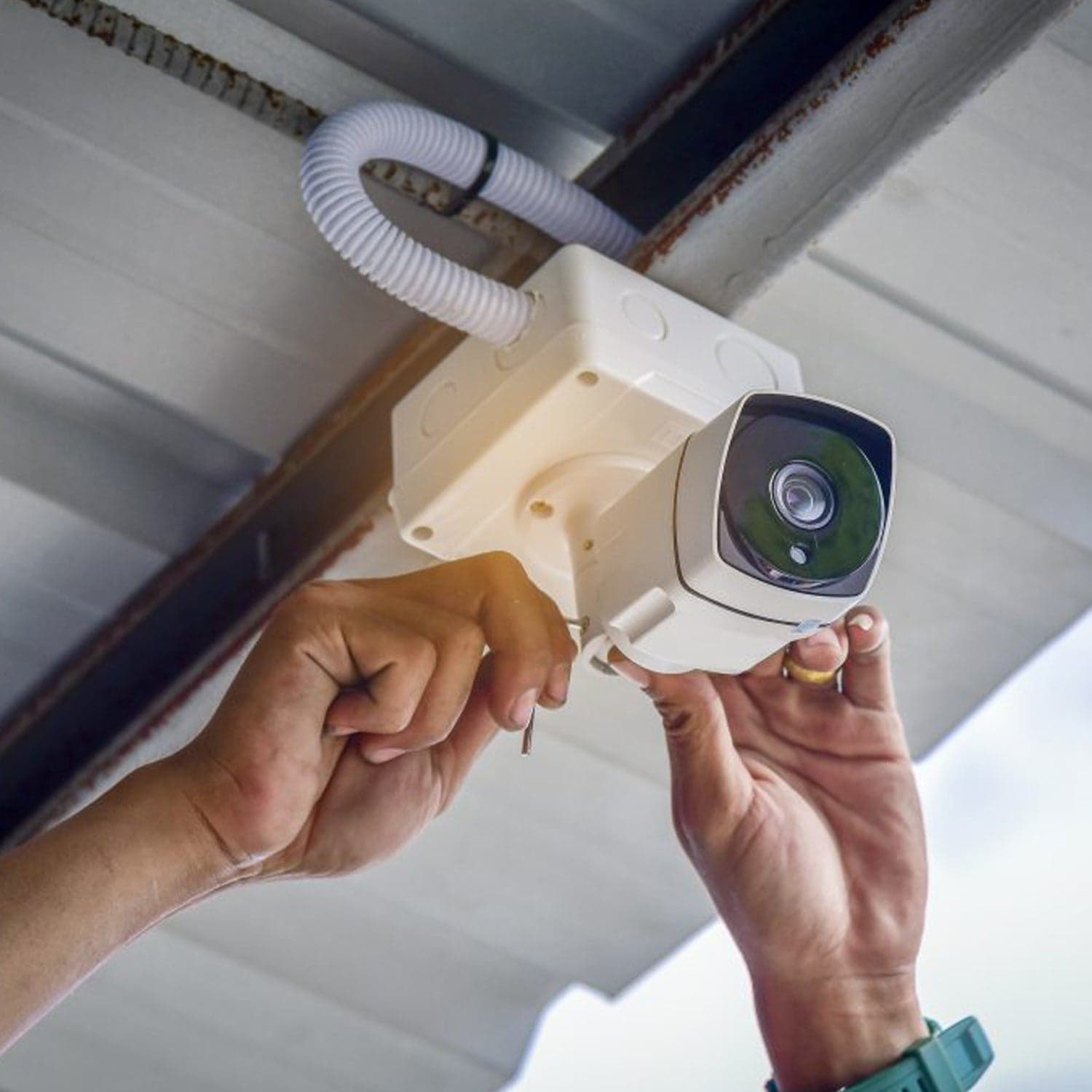 Camera Mounting Box used for storing camera which helps it from being comes in contact with damages. thumbnail 3