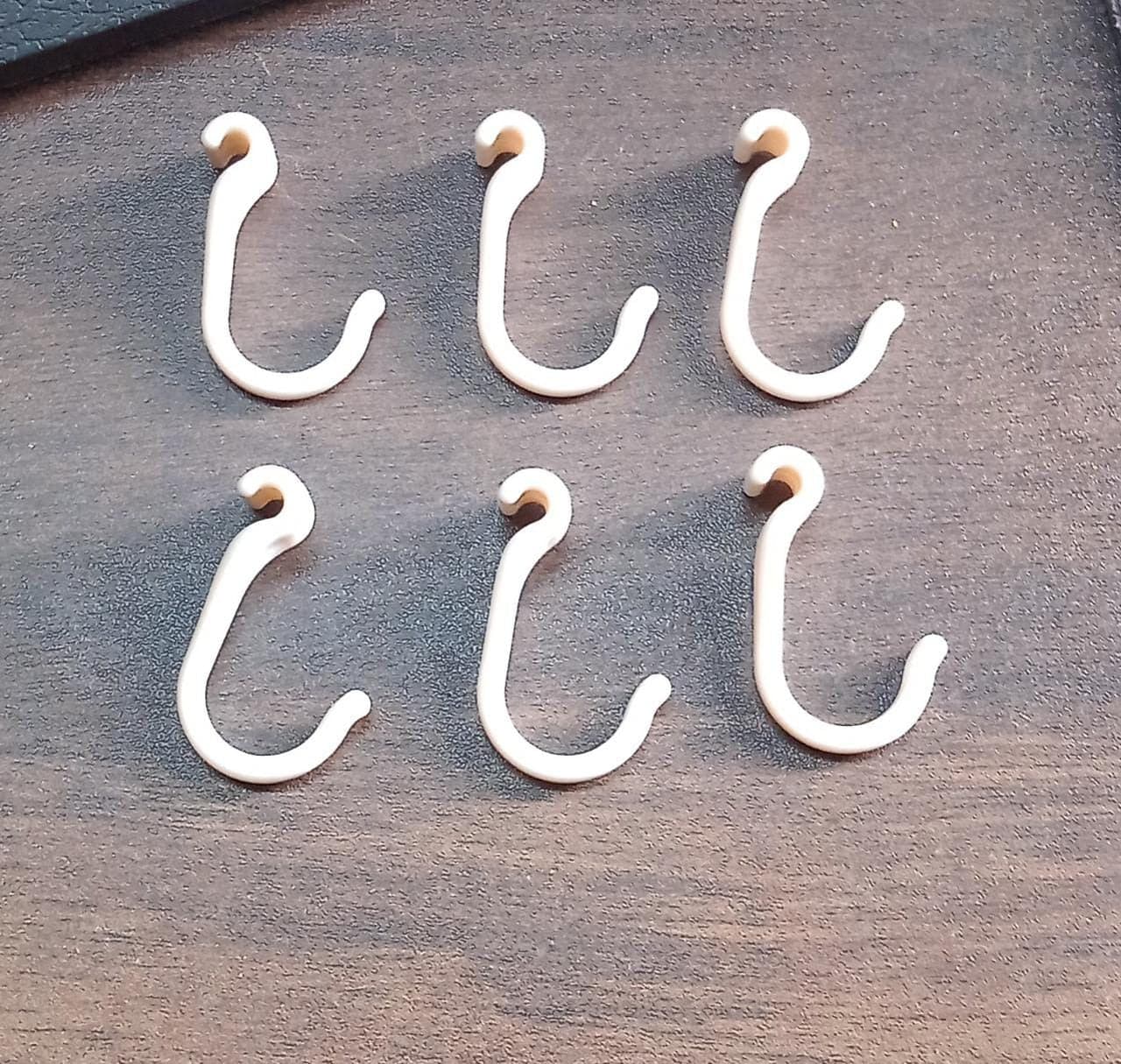 Small Plastic Hooks 6 Pc thumbnail 2