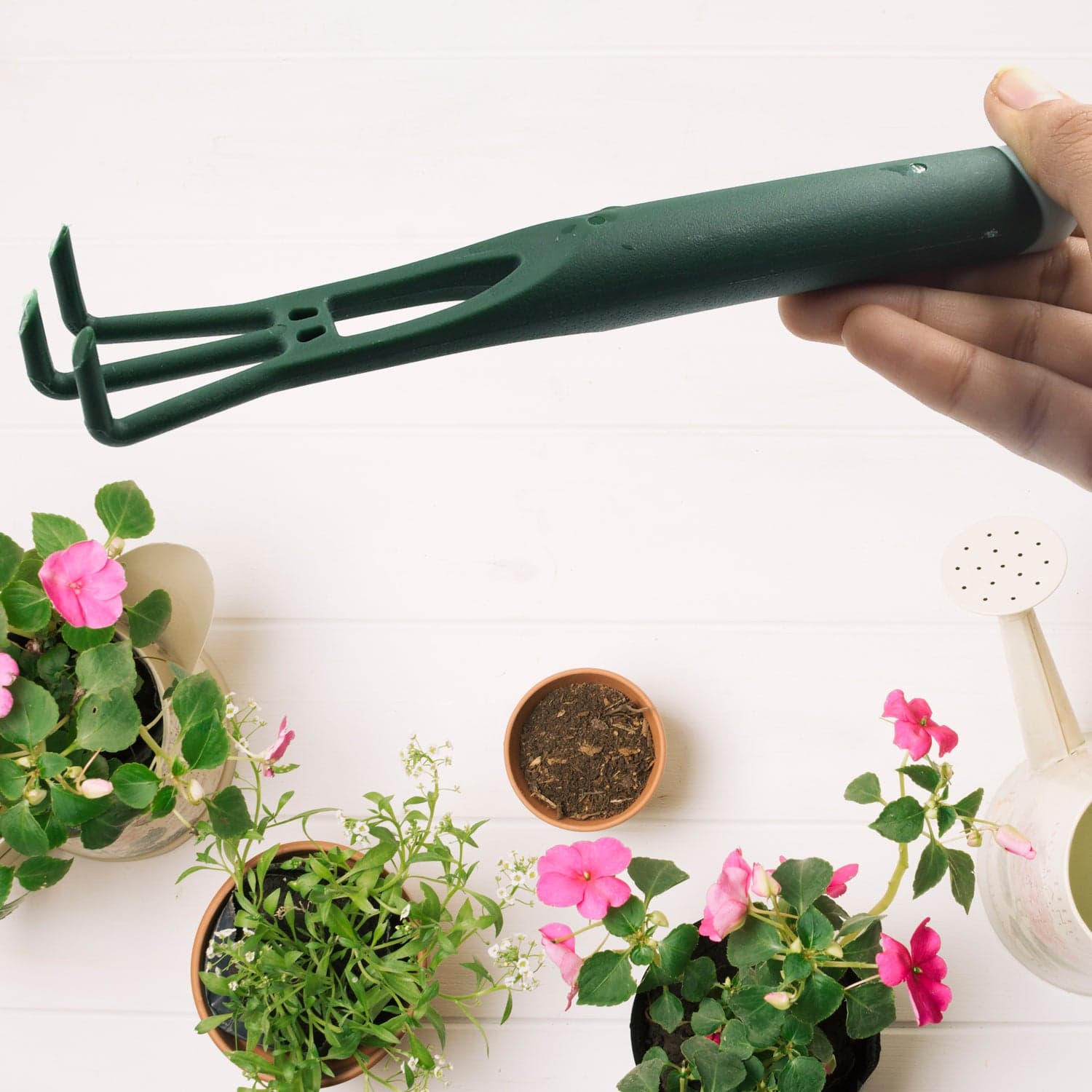 Heavy Duty Garden Trowel of Mini Gardening Tool for Digging, Planting & Potting thumbnail 6