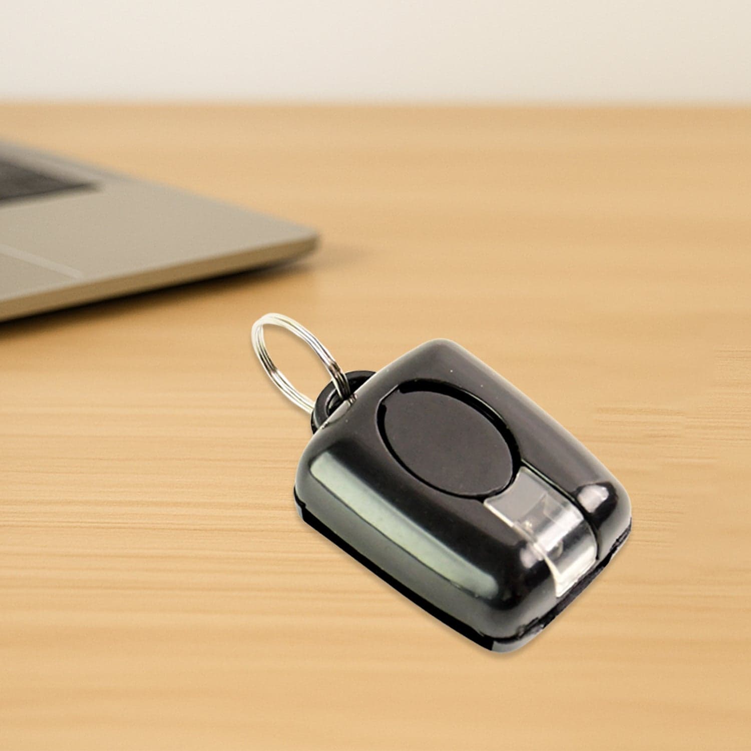 Mini Led Torch Keychain 1 Pc thumbnail 3