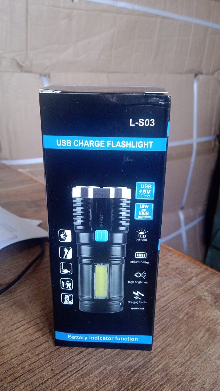 Multifunctional Strong 4 Led Torch Light thumbnail 10
