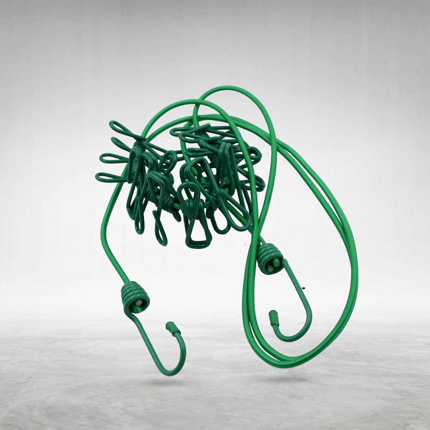 Elastic Cloth Drying Rope with 12 Metal Clip Portable Clothes line For Home & Travel thumbnail 4