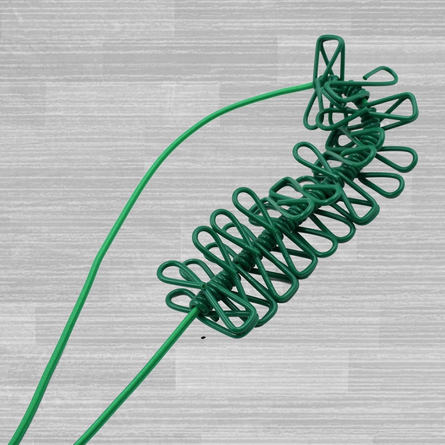 Elastic Cloth Drying Rope with 12 Metal Clip Portable Clothes line For Home & Travel thumbnail 6