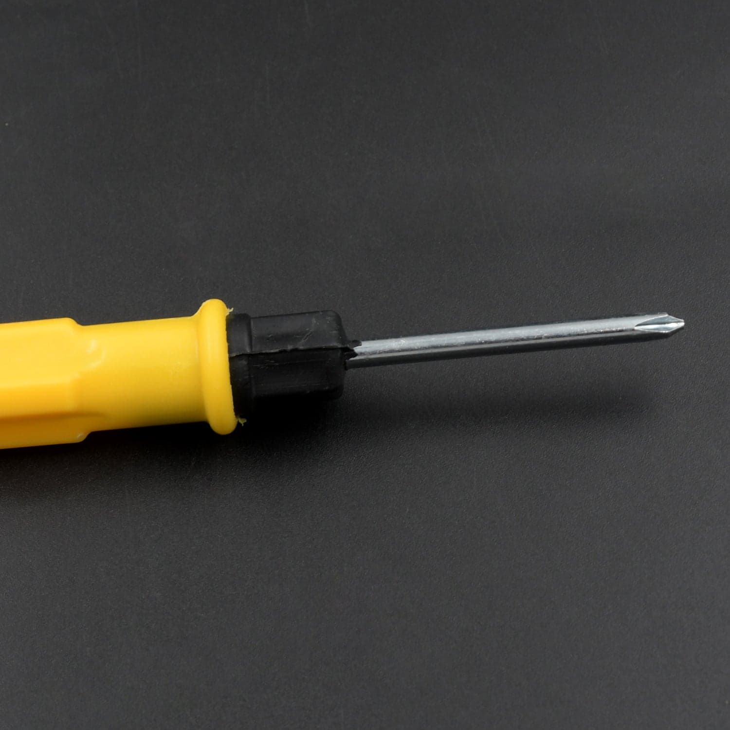 Small Pocket Size 2 in 1 Slotted Cross Head Double Sided Flat Magnetic Screwdriver with PVC Plastic Coated Handle (1 Pc) thumbnail 5