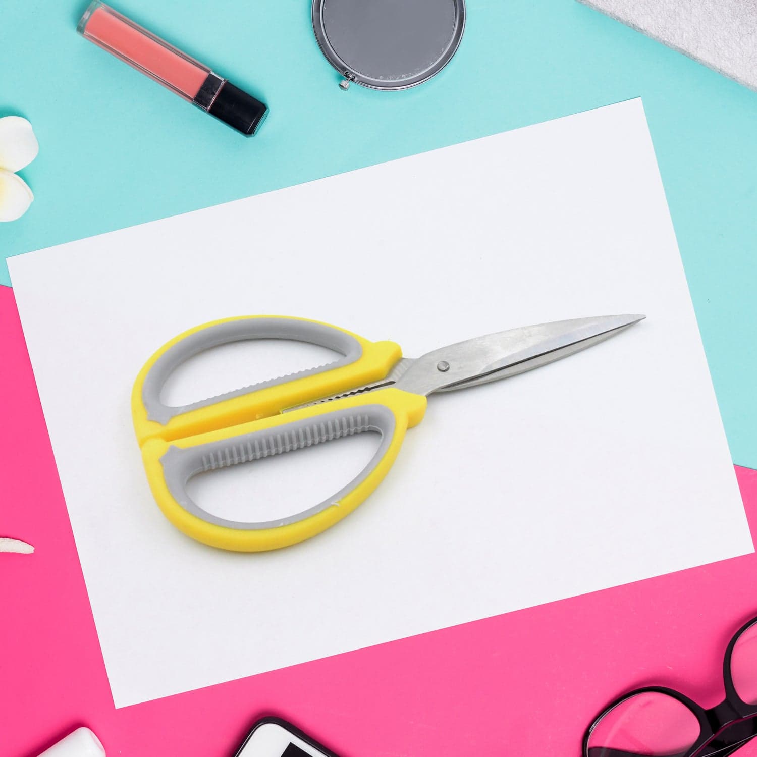 Large Multipurpose Scissors: Comfort Grip & Precision Cuts (1 Pc) thumbnail 1