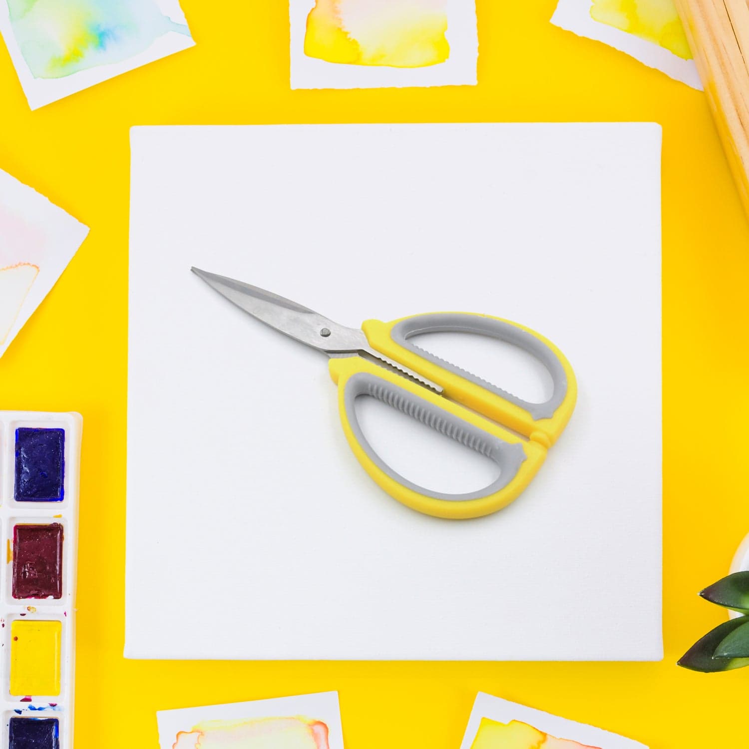 Large Multipurpose Scissors: Comfort Grip & Precision Cuts (1 Pc) thumbnail 3