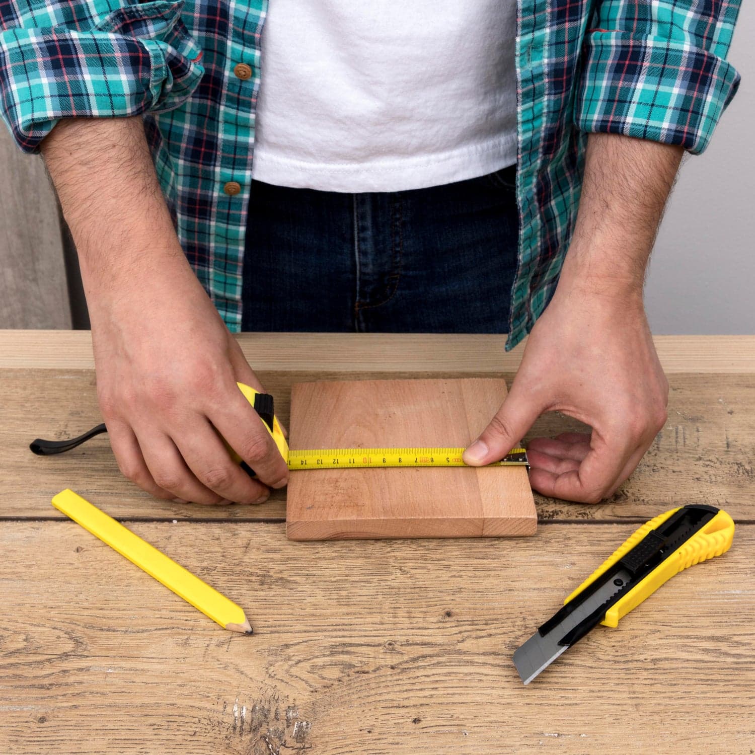 5 Meter Measuring Tape With Press Release Locking System thumbnail 7