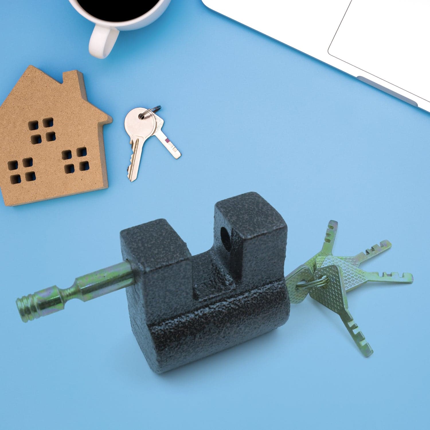 Iron Lock Brass Core And Thickened Spray Black Iron Door Lock With 5 Pc Keys For Home Dormitory thumbnail 4