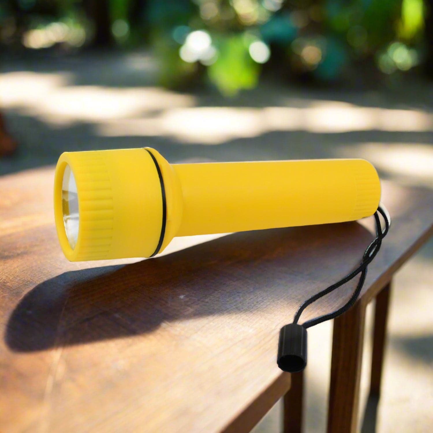 Big LED Flashlights / Torch Light, Battery operated (1 Pc / Battery not included) thumbnail 3