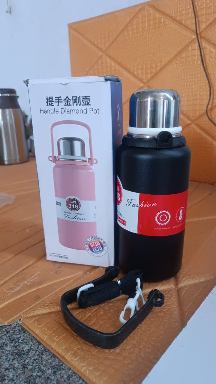 Stainless Steel Airtight Insulated Thermos Bottle (1200Ml Approx) thumbnail 7