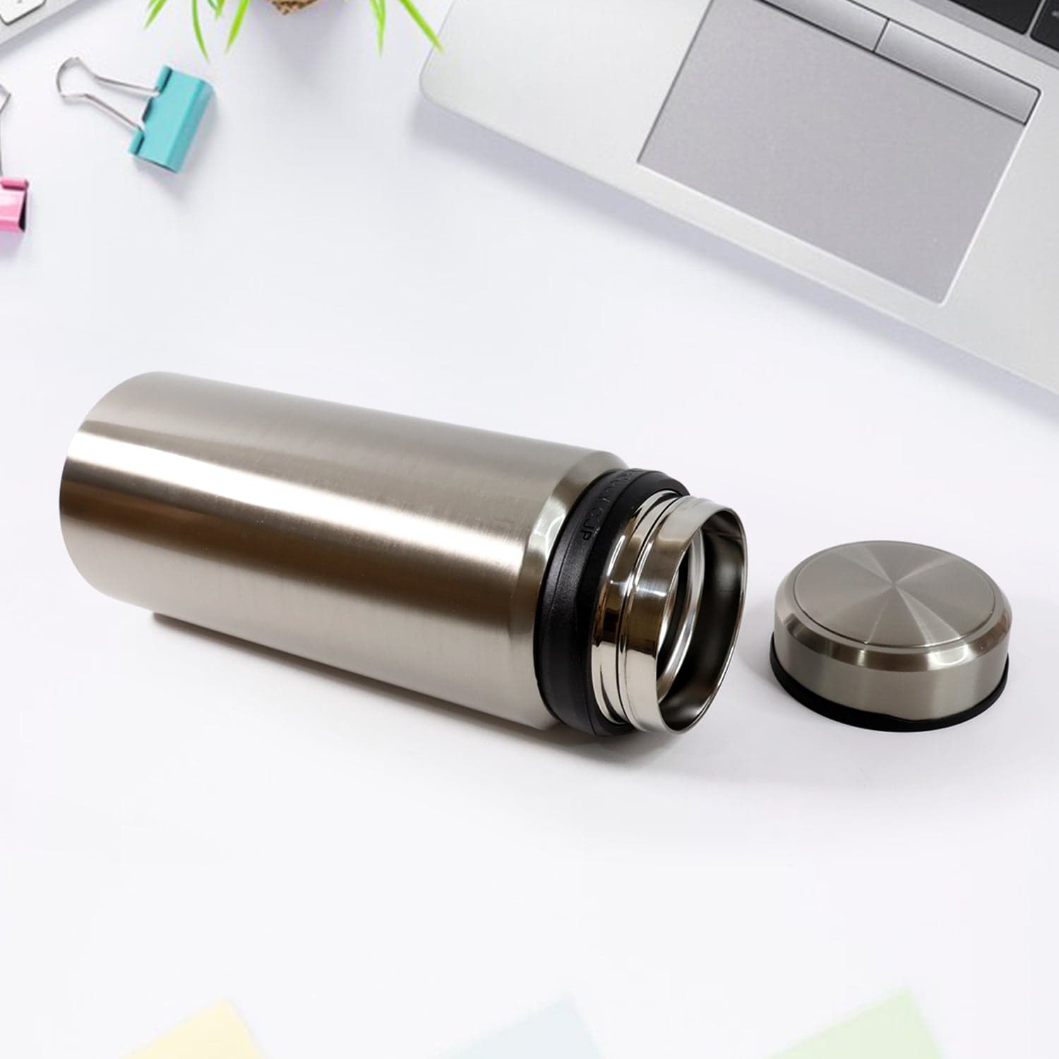 Stainless Steel insulated Vacuum Water Bottle (1000ml) thumbnail 5