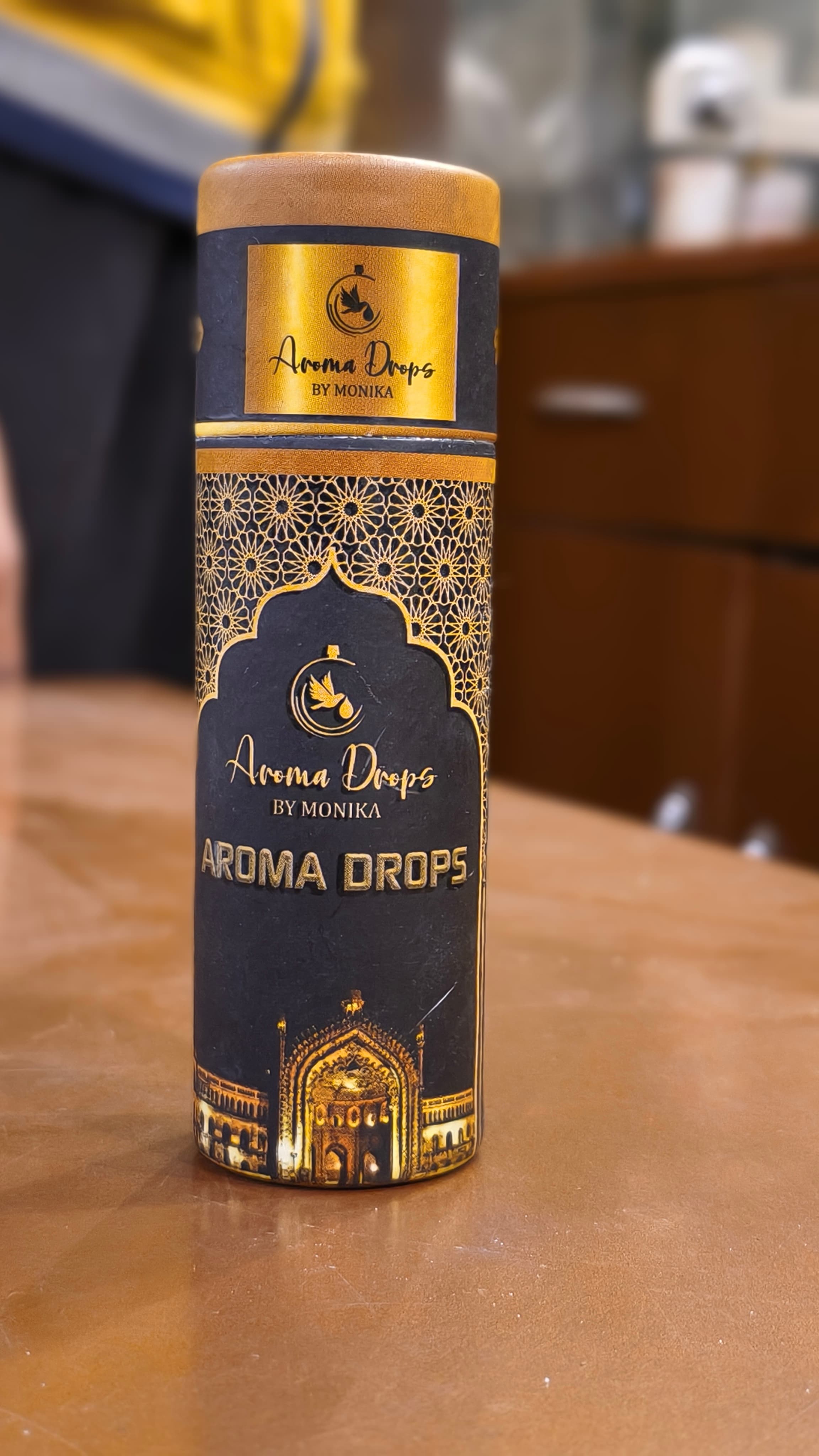 Aroma Drops Rayees  – Non Alcoholic Perfume Oil | Long-Lasting | Unisex | Oriental Floral Fragrance thumbnail 2