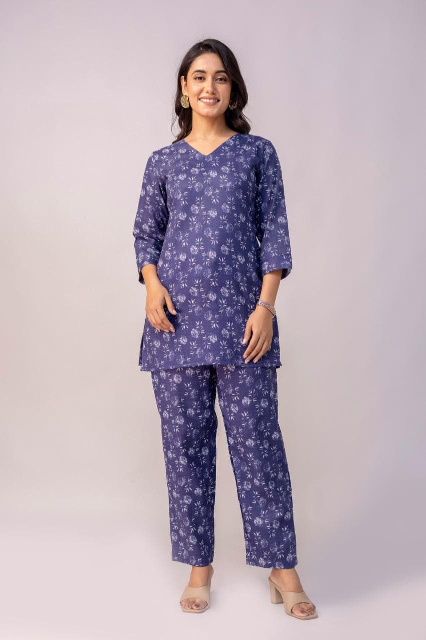 Floral Printed Co-Ord Set For Women - 3/4 Sleeve Tunic Top & Straight Pants Two Piece Outfit thumbnail 2