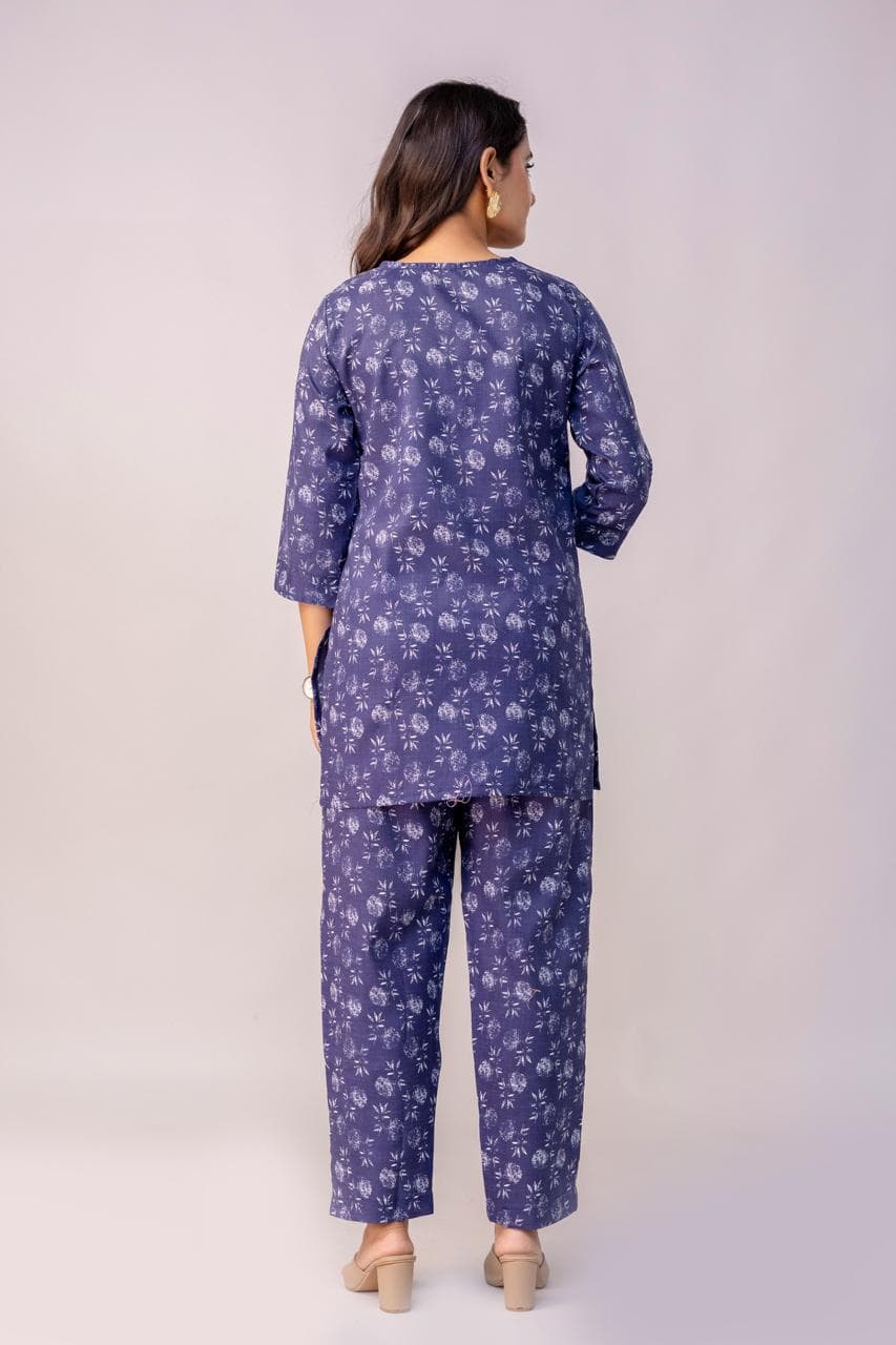 Floral Printed Co-Ord Set For Women - 3/4 Sleeve Tunic Top & Straight Pants Two Piece Outfit thumbnail 3