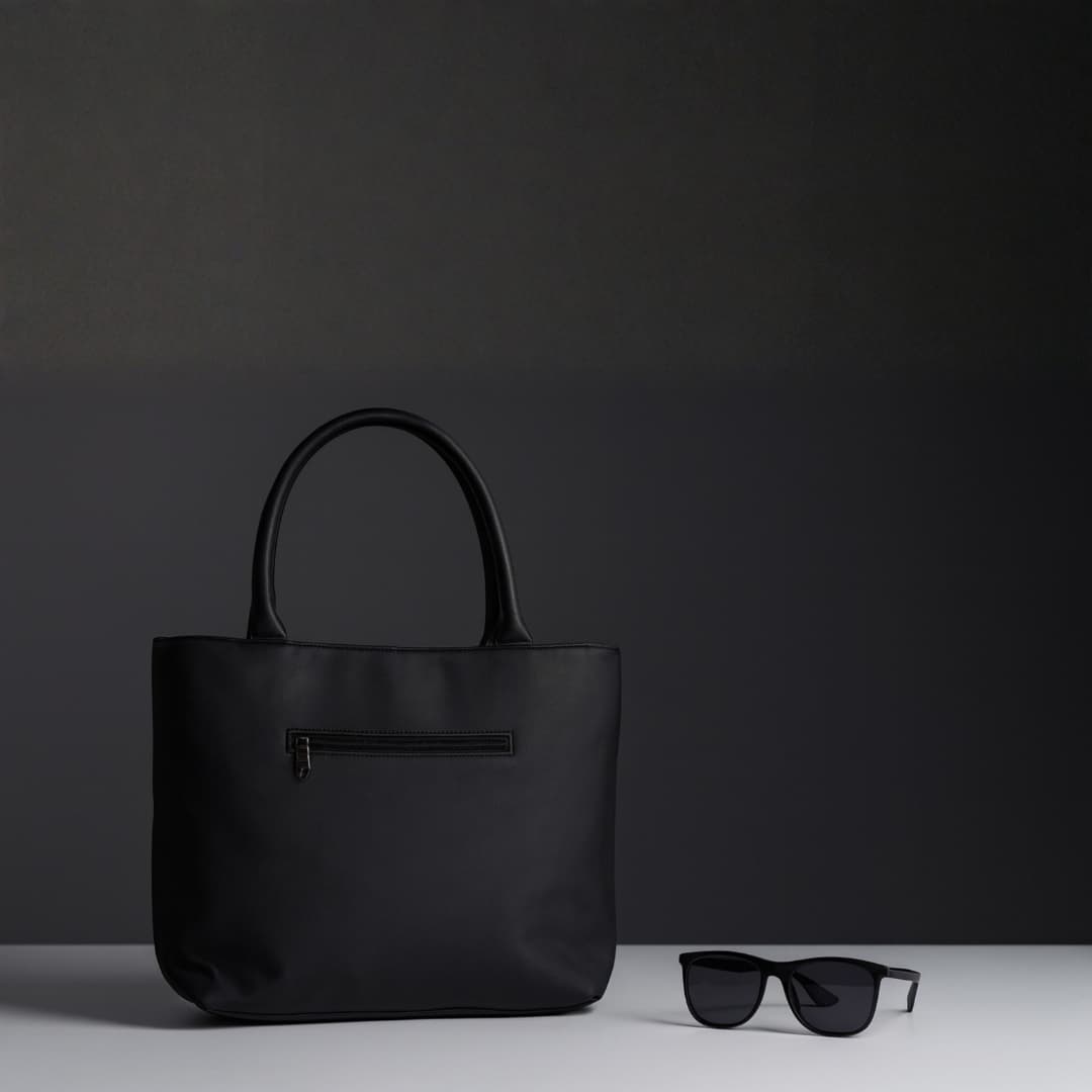 Premium Quilted Tote Handbag with Pouch in Black thumbnail 6