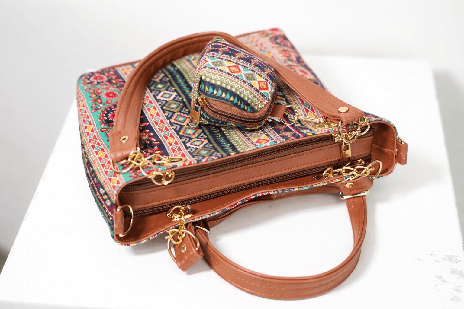 Ethnic Print Handbag in Multicolor thumbnail 5