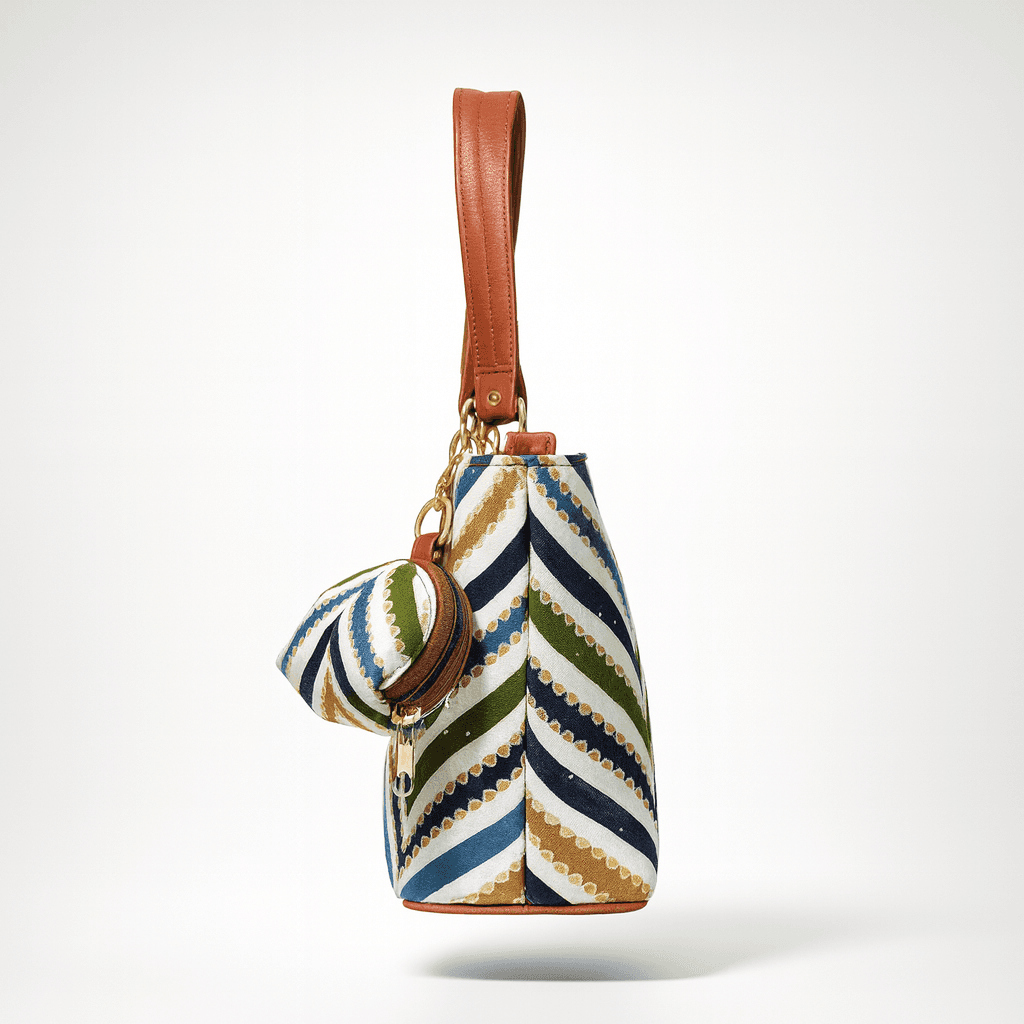 Printed Tote Handbag in Multicolor thumbnail 5